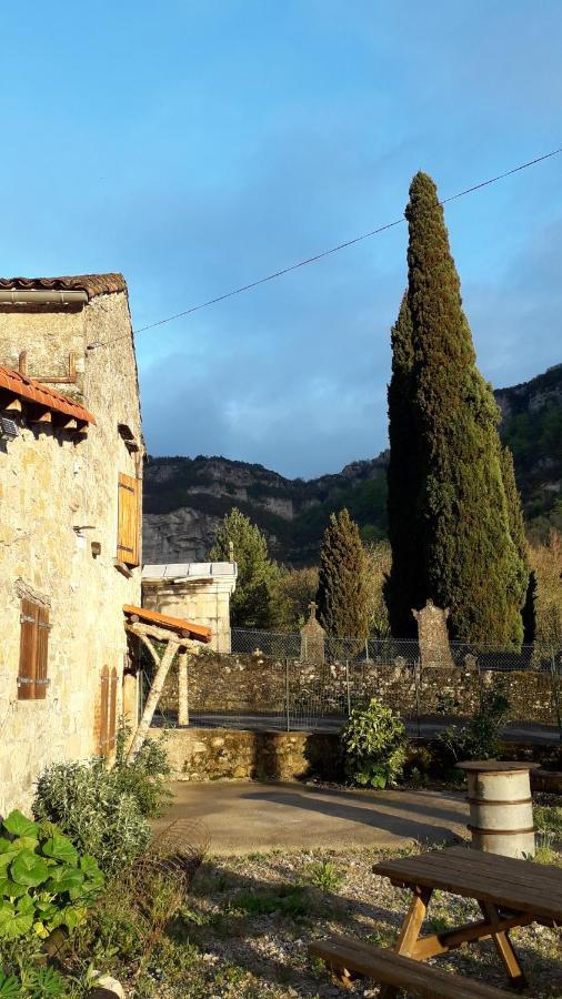 Les Tremieres Bed & Breakfast Saint-Paul-des-Fonts Luaran gambar